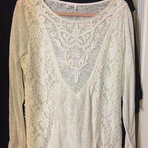 Pullover lace top